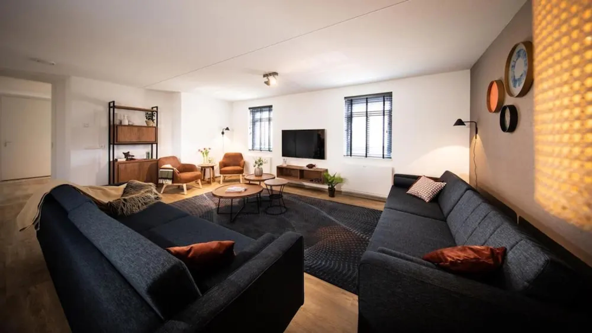 Premium Water 12p in Thorn