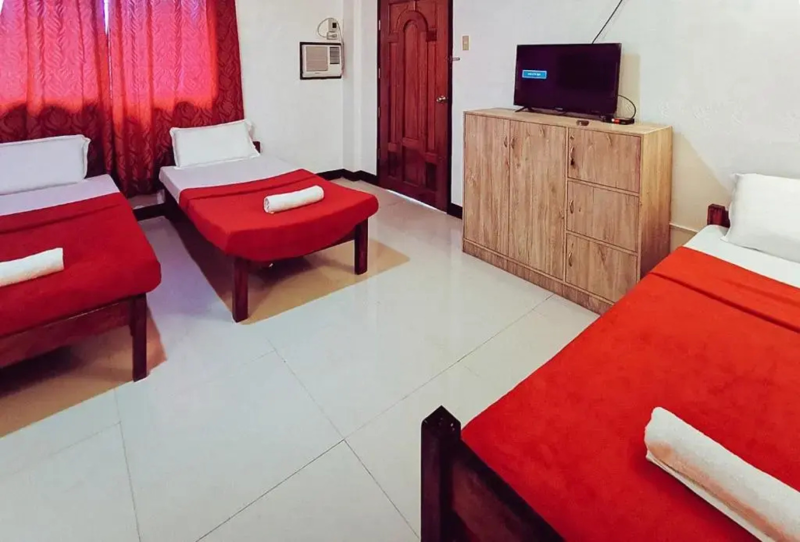 Sunrise Garden Lake Resort