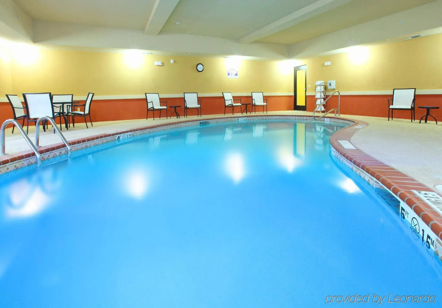 Holiday Inn Express Suites Van Buren-Ft Smith Area by IHG