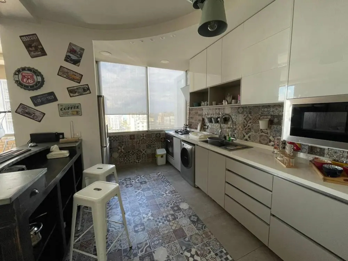 Charming 2-bed Apartment in Dbayeh Near Le Mall