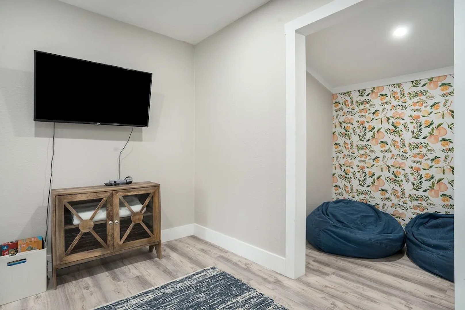 Luxurious Haus With Firepit & Cowboypool - 6 Mins to Fred