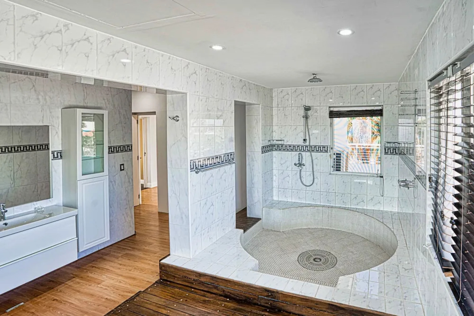 Direct Ocean Front Villa With Private Pool + View! Boca Catalina Malmok!