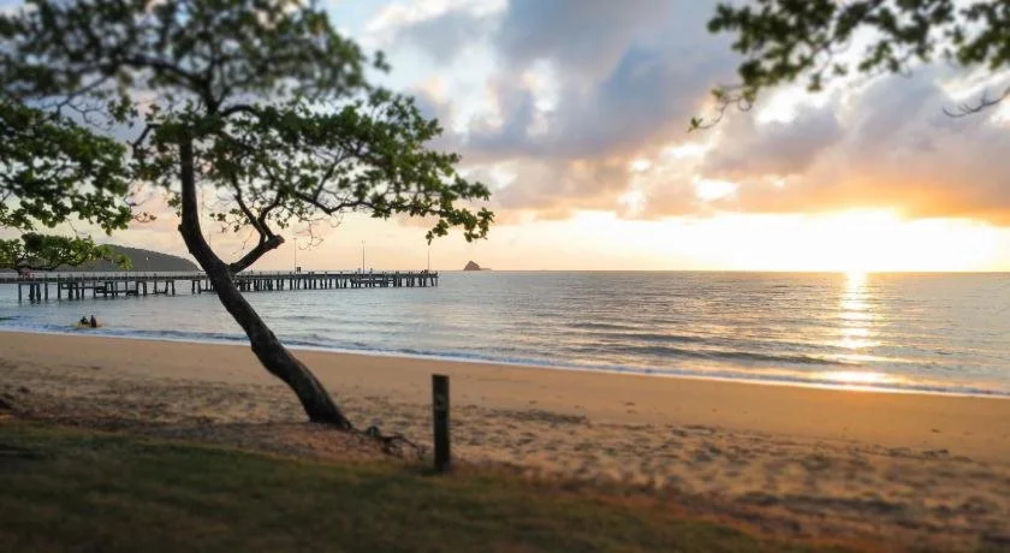 Cairns Beaches Flashpackers