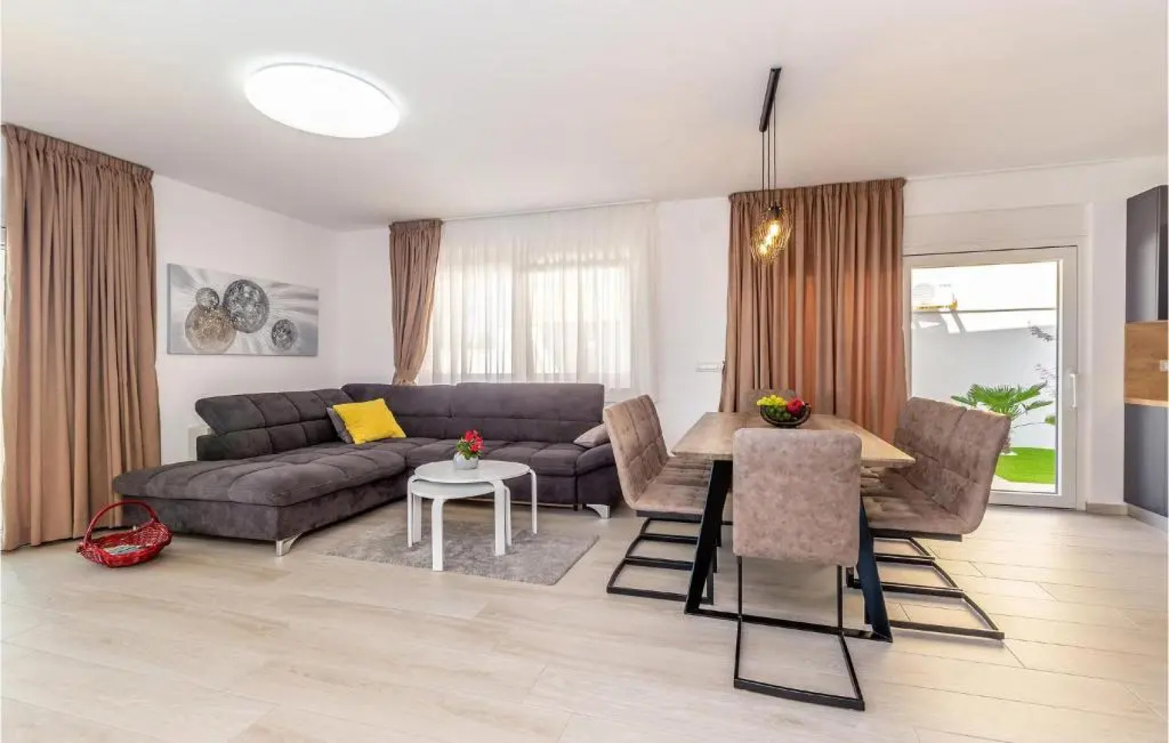 Awesome Home in Linardici With Outdoor Swimming Pool, Wifi and 3 Bedrooms