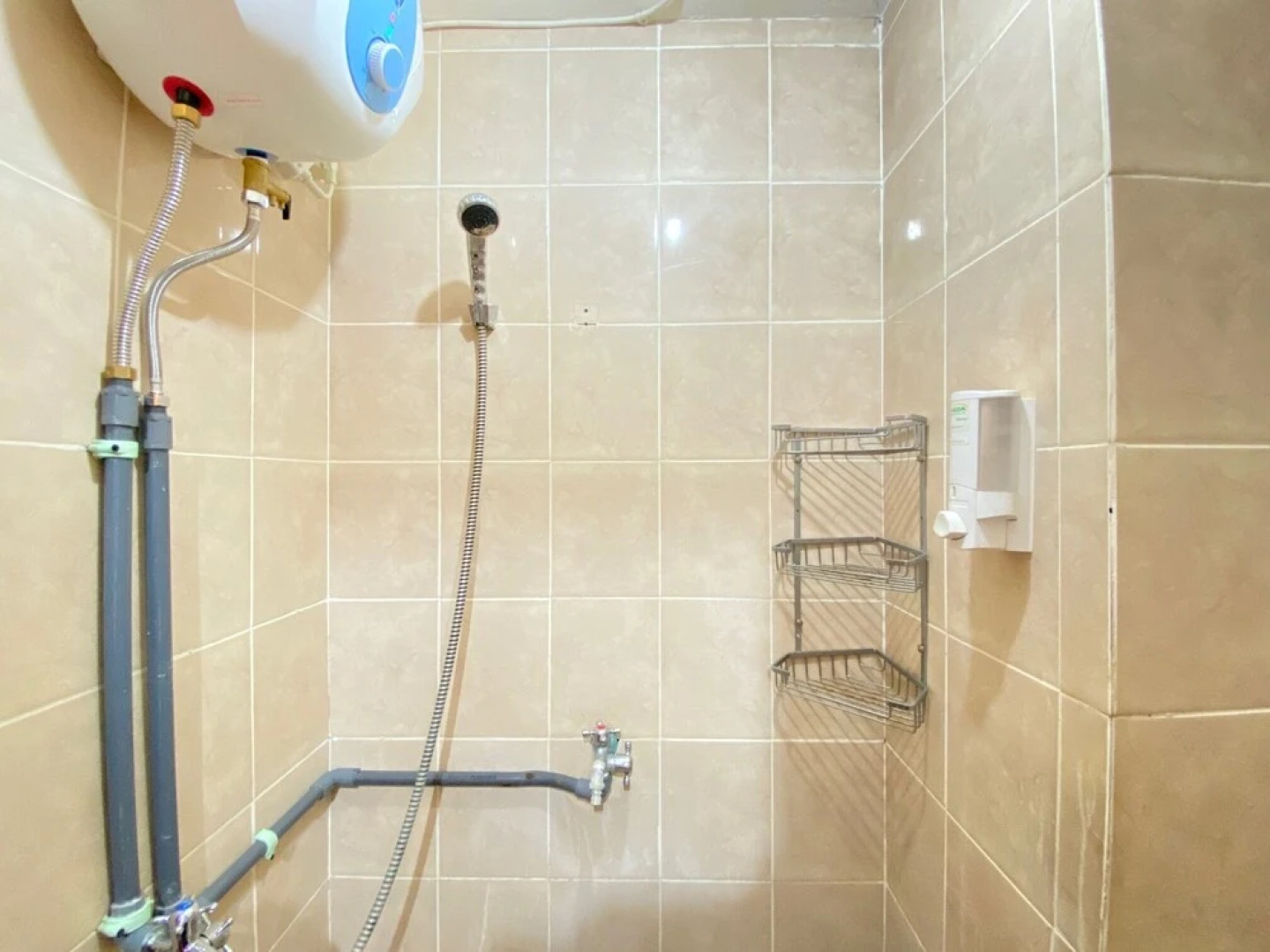 Cozy & Artistic Studio at Pinewood Jatinangor Apartment