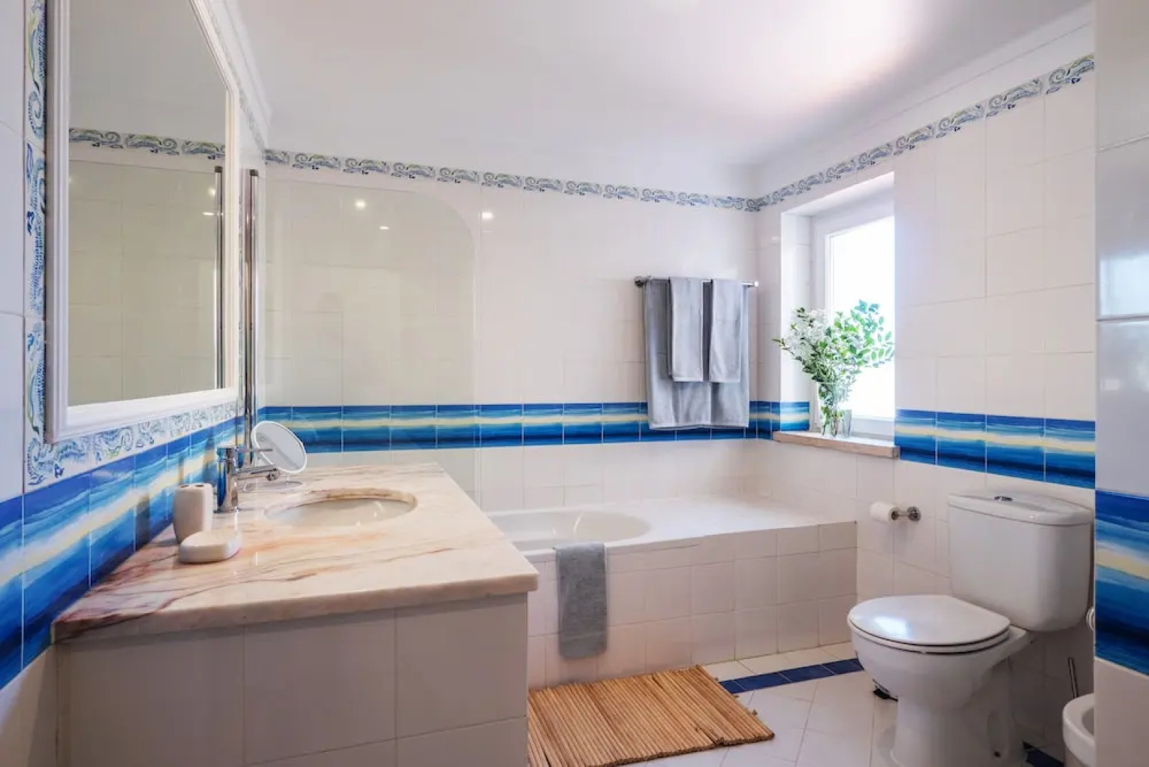 Sintra Surf Family Villa