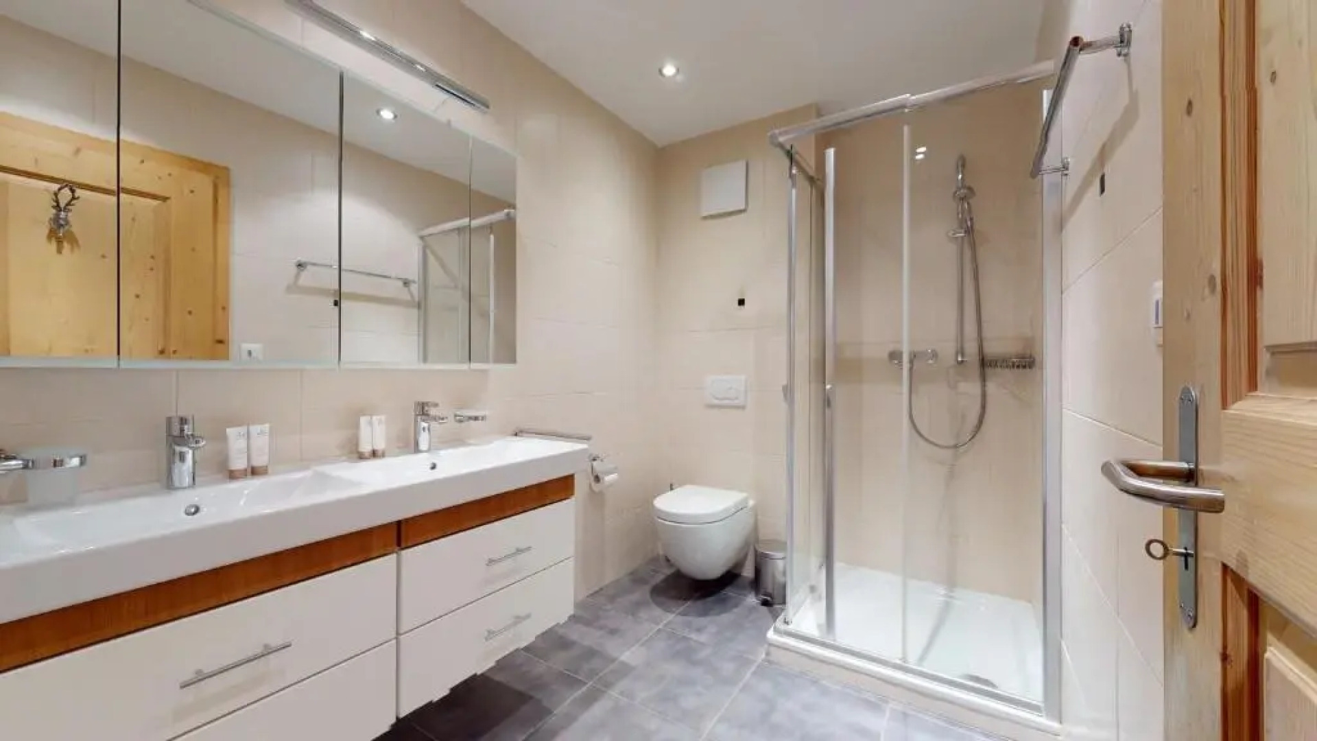 Hauts de Veysonnaz SAUNA & VIEW apartments