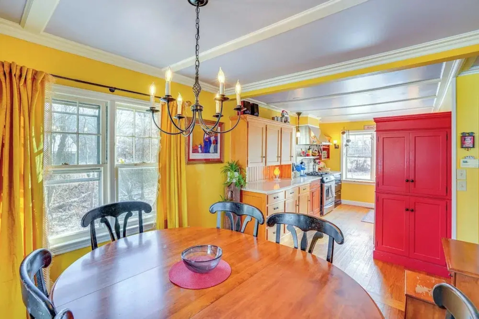 1 Mi to Dtwn: Beautiful Home in Williamstown!