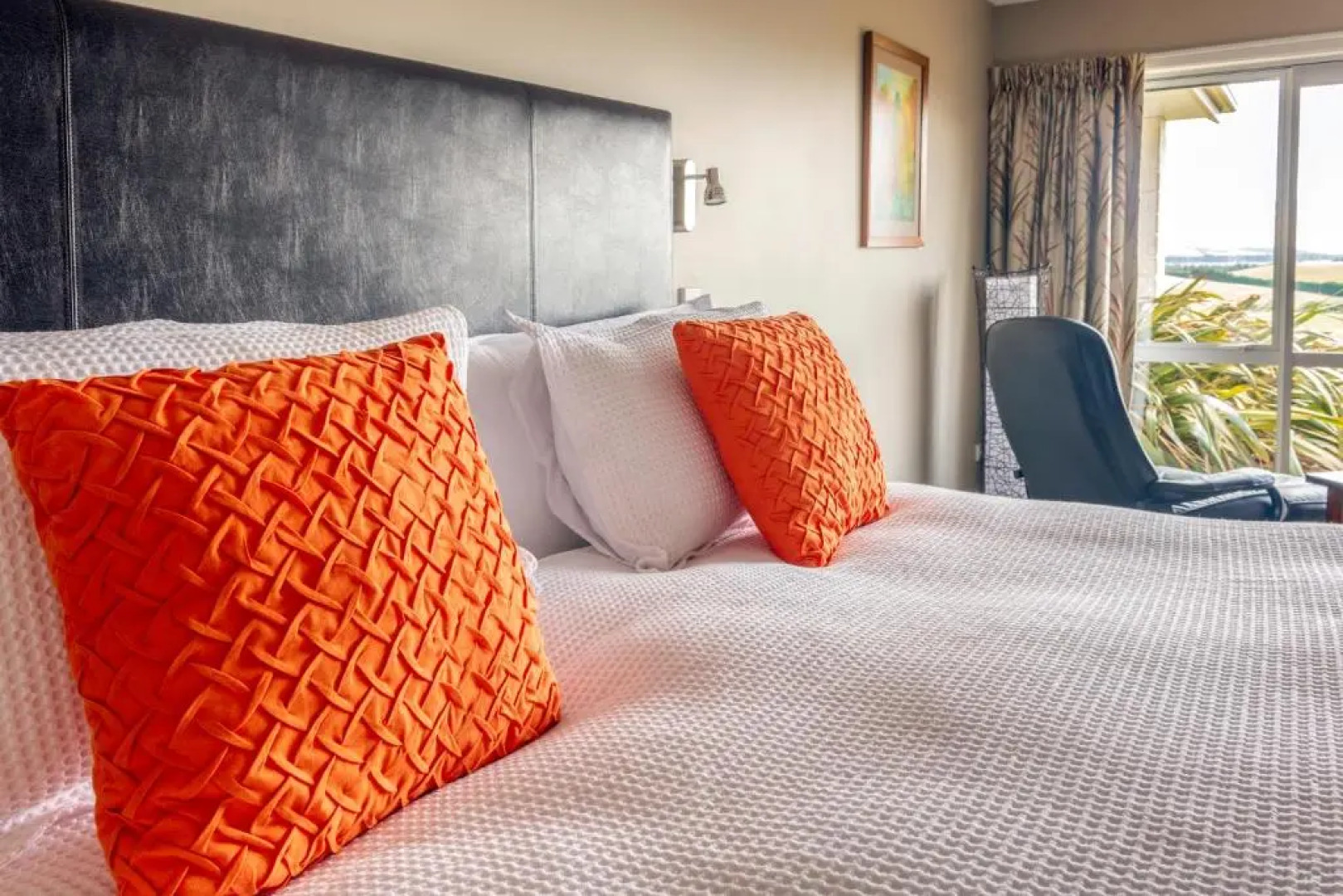 Ribbonwood Country House