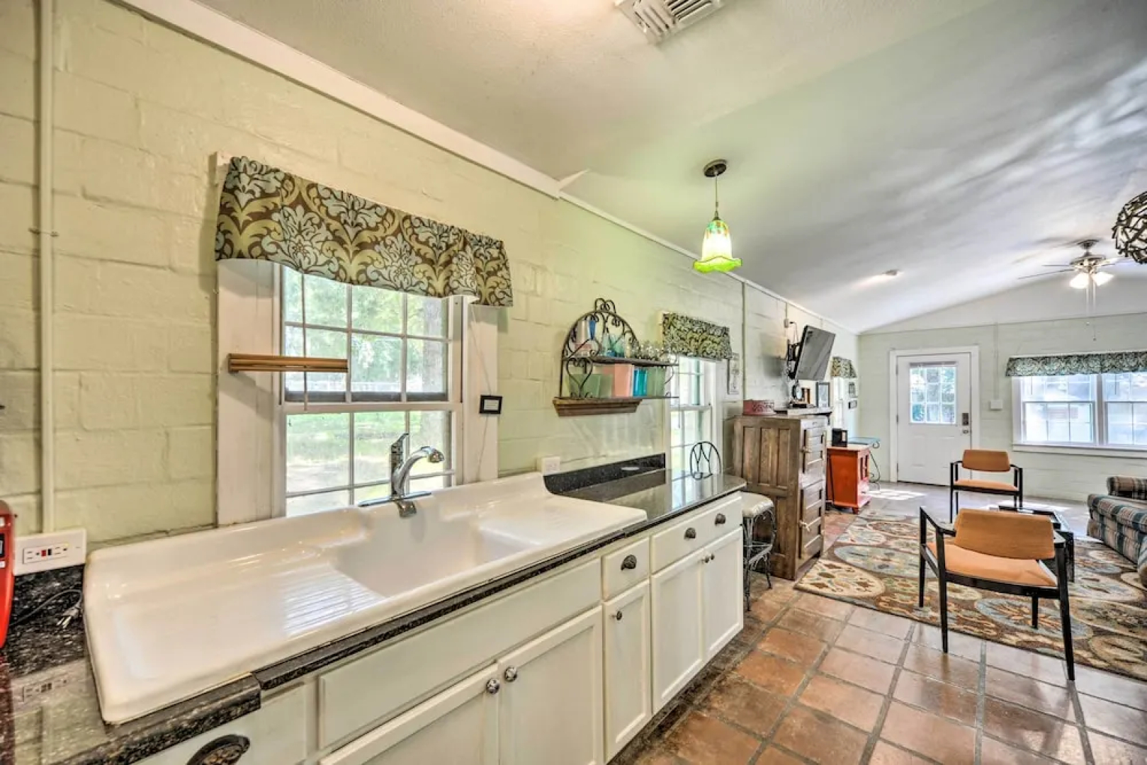 Wimberley Home on Creek + Close to Downtown!