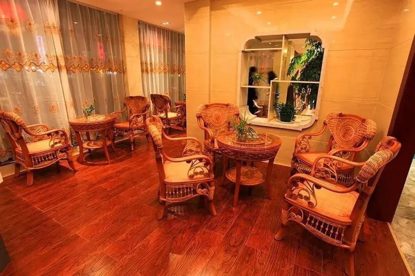 Phoenix Jiangtian Holiday Village