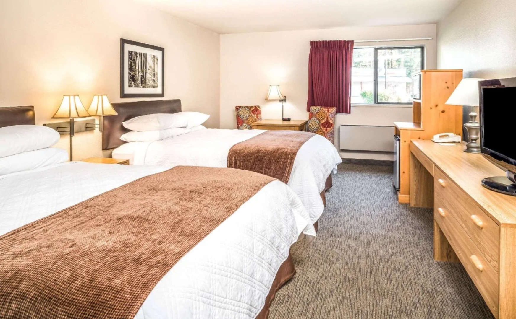 Super 8 by Wyndham St. Regis