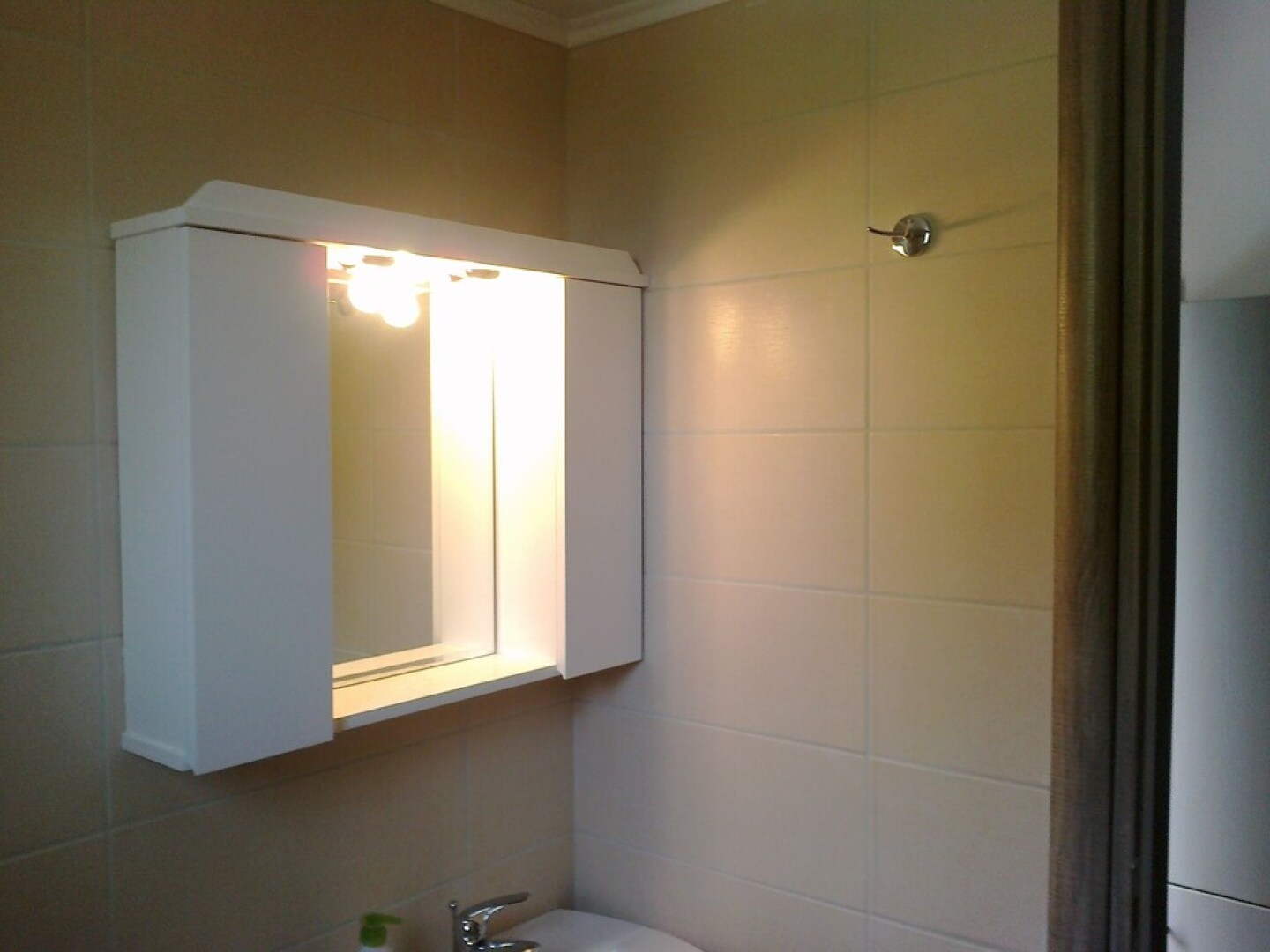 Harris Studios & Apts