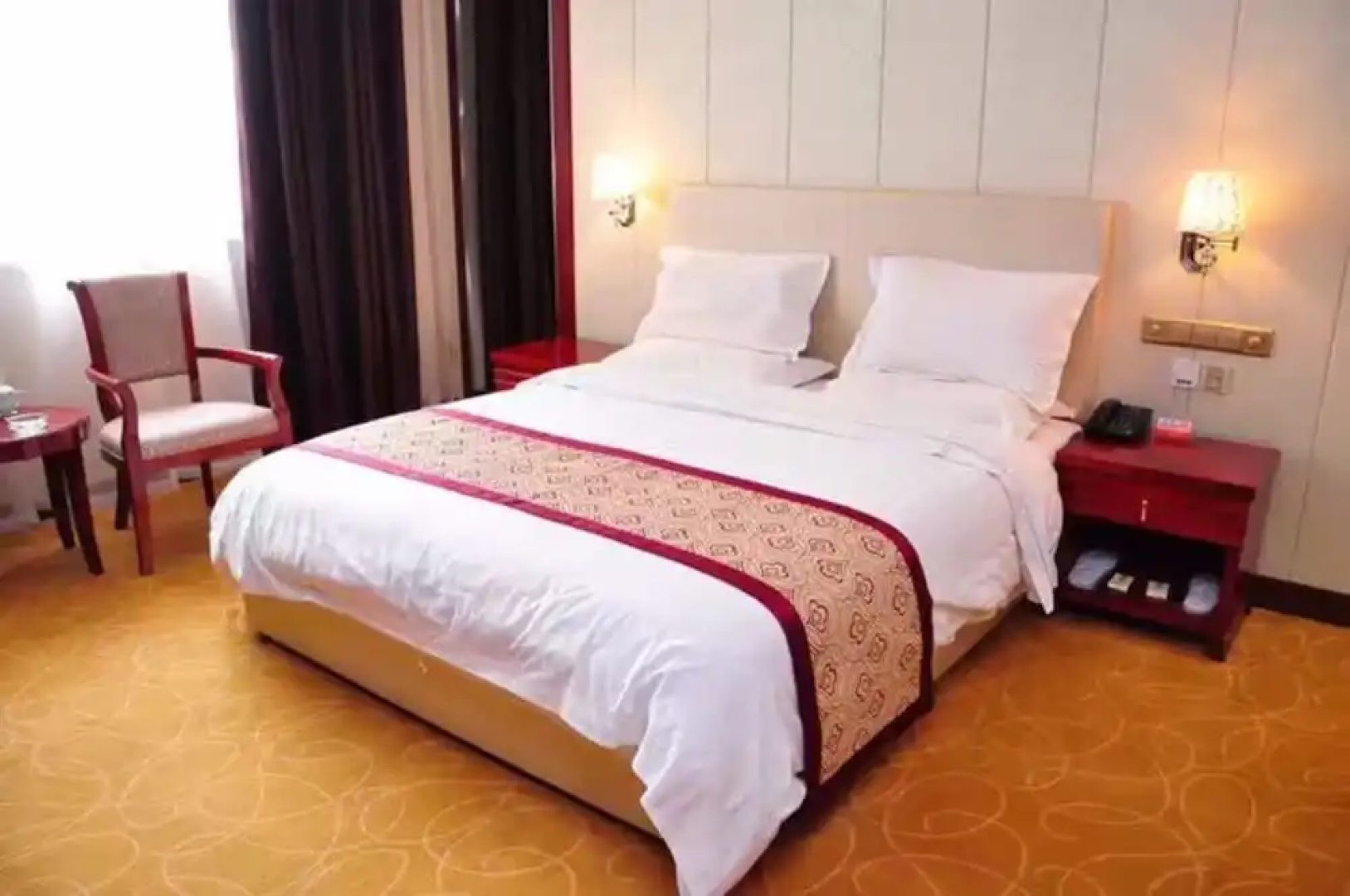 Xining Xibai Hotel