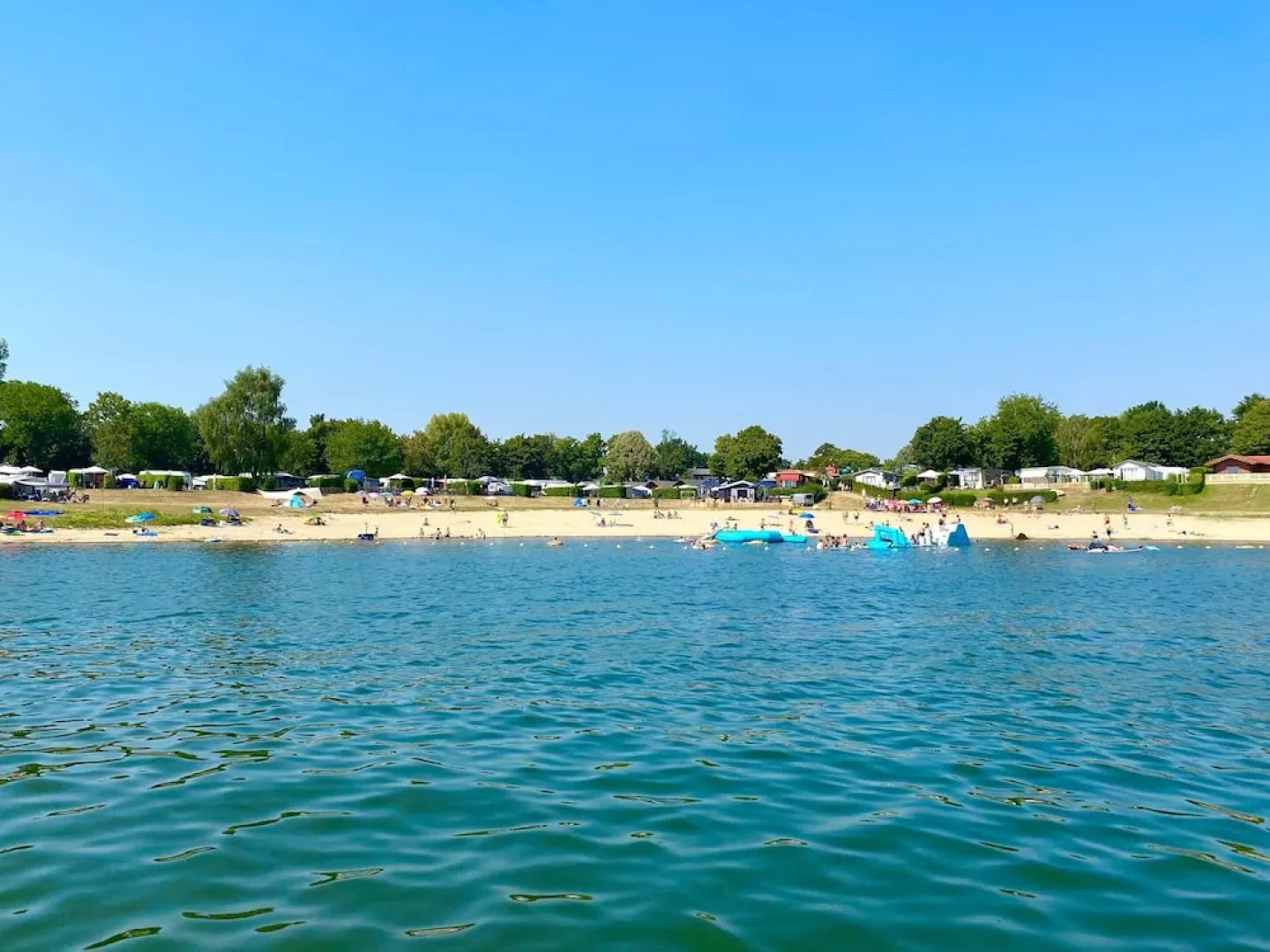 Chalet on the Recreational Lake and the Veluwe