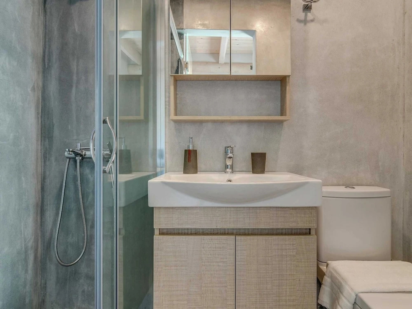 Traditional Stone Built Villa With Private Pool Near Tavern & the Beach