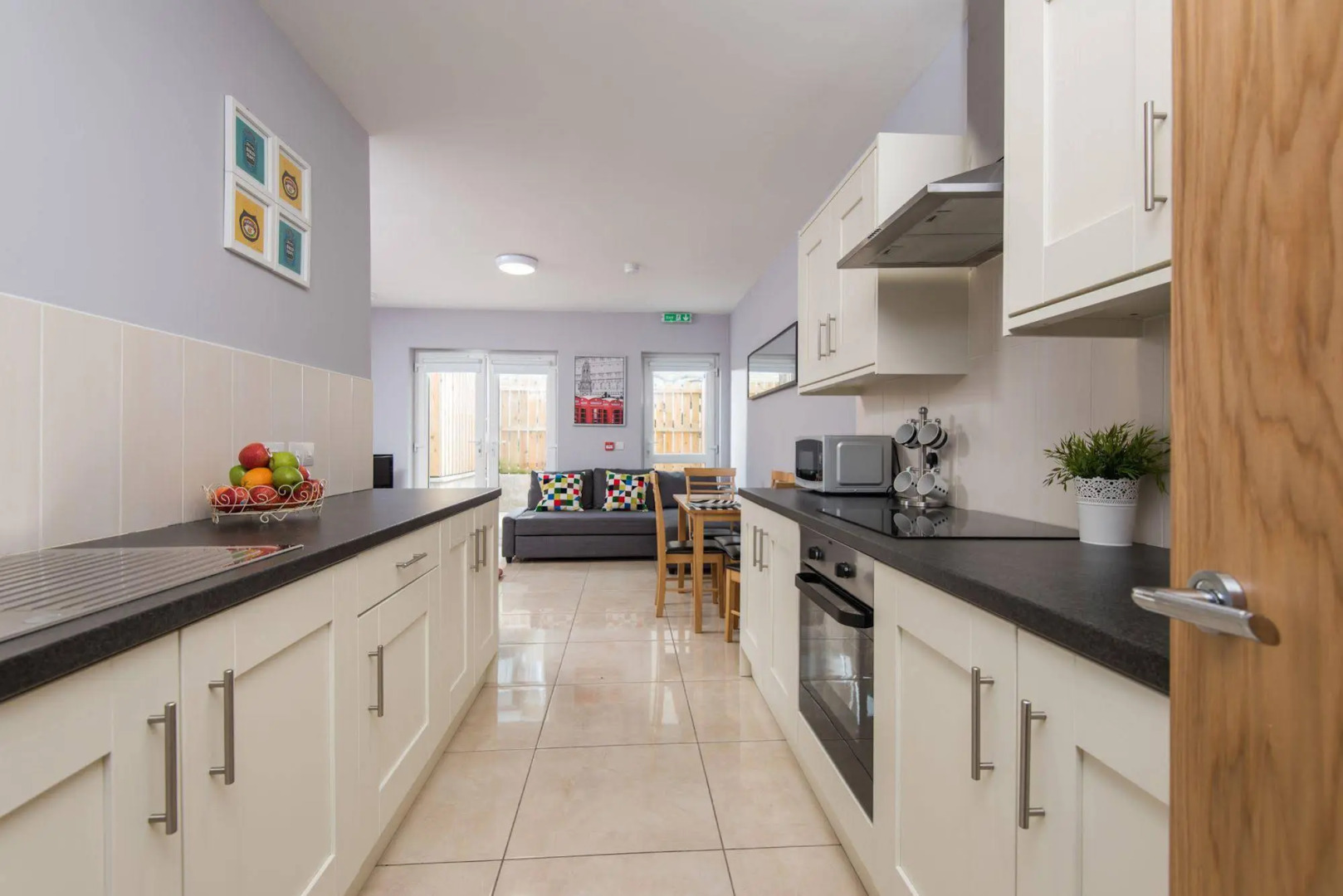 Giant Serviced Apartments