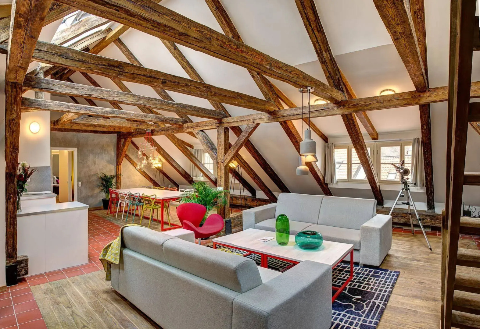 4 Arts Apartments by Adrez Living