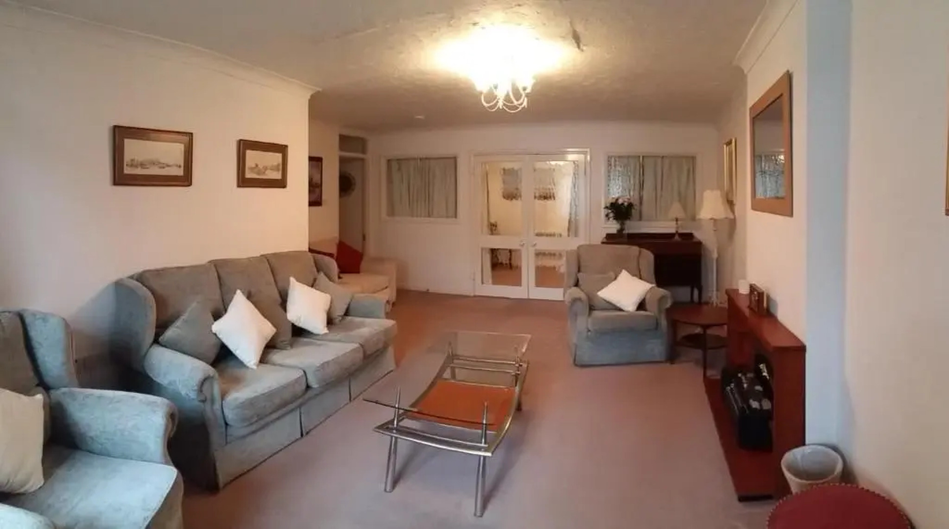 Clarence Road Apartment