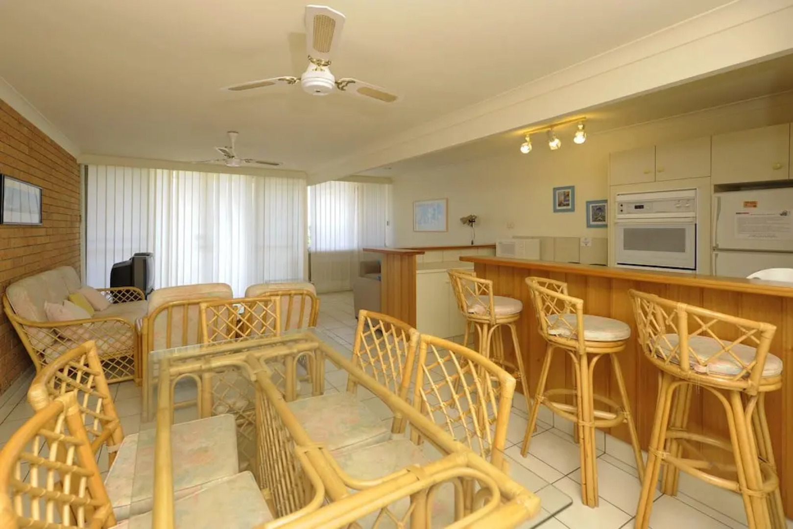 The Crest Unit 1 - Shoal Bay