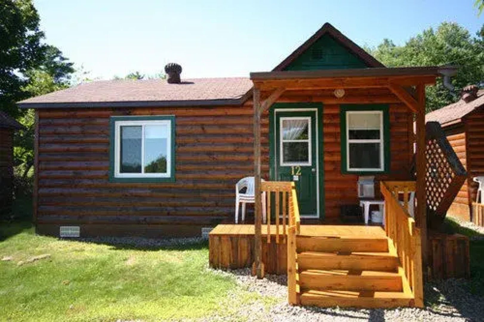 Spectacle Lake Lodge