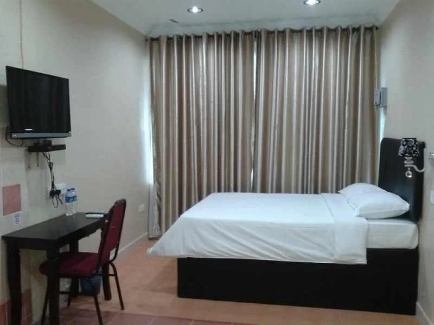 Terinai Lakeview Resort