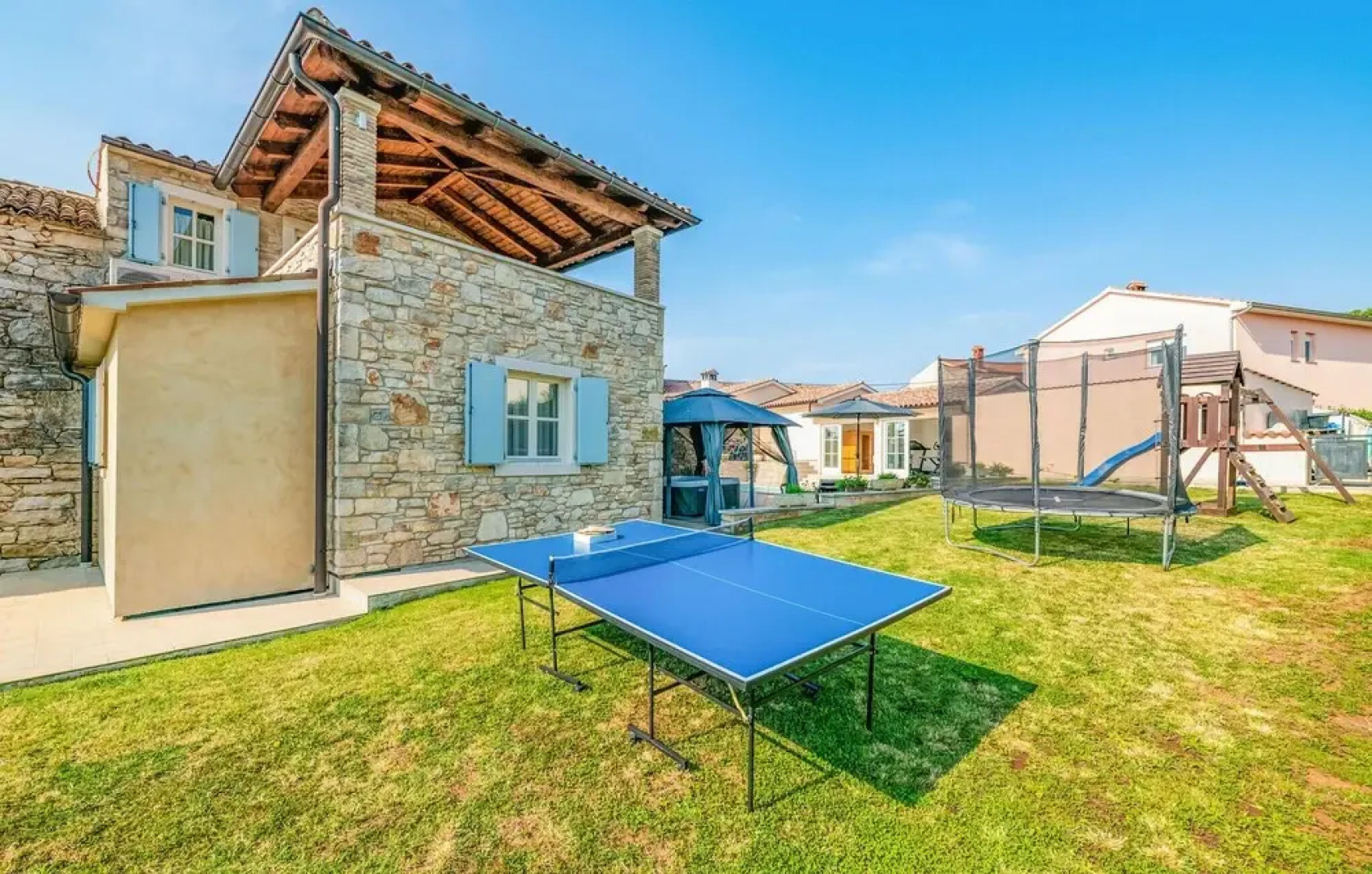 Beautiful Home in Pula With Wifi and 3 Bedrooms