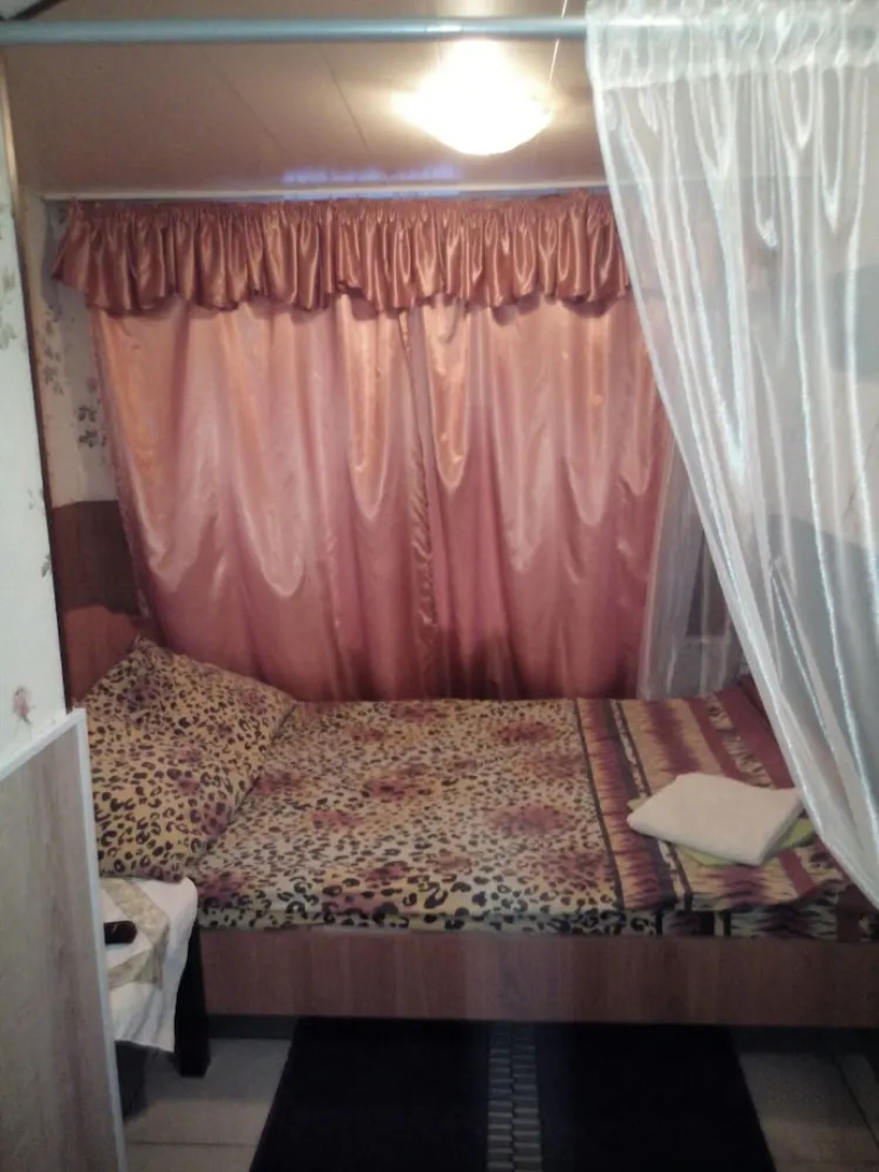 «Номера на Сибирской»