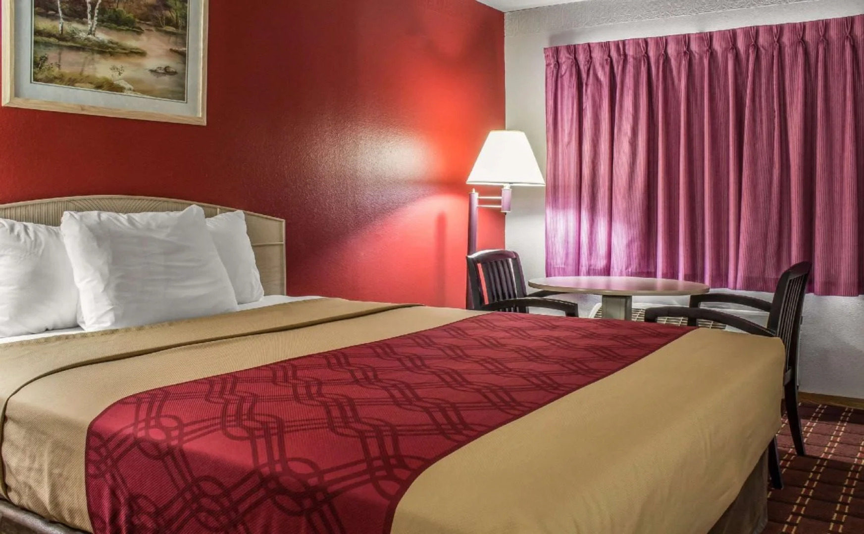 Spencer Inn and Suites