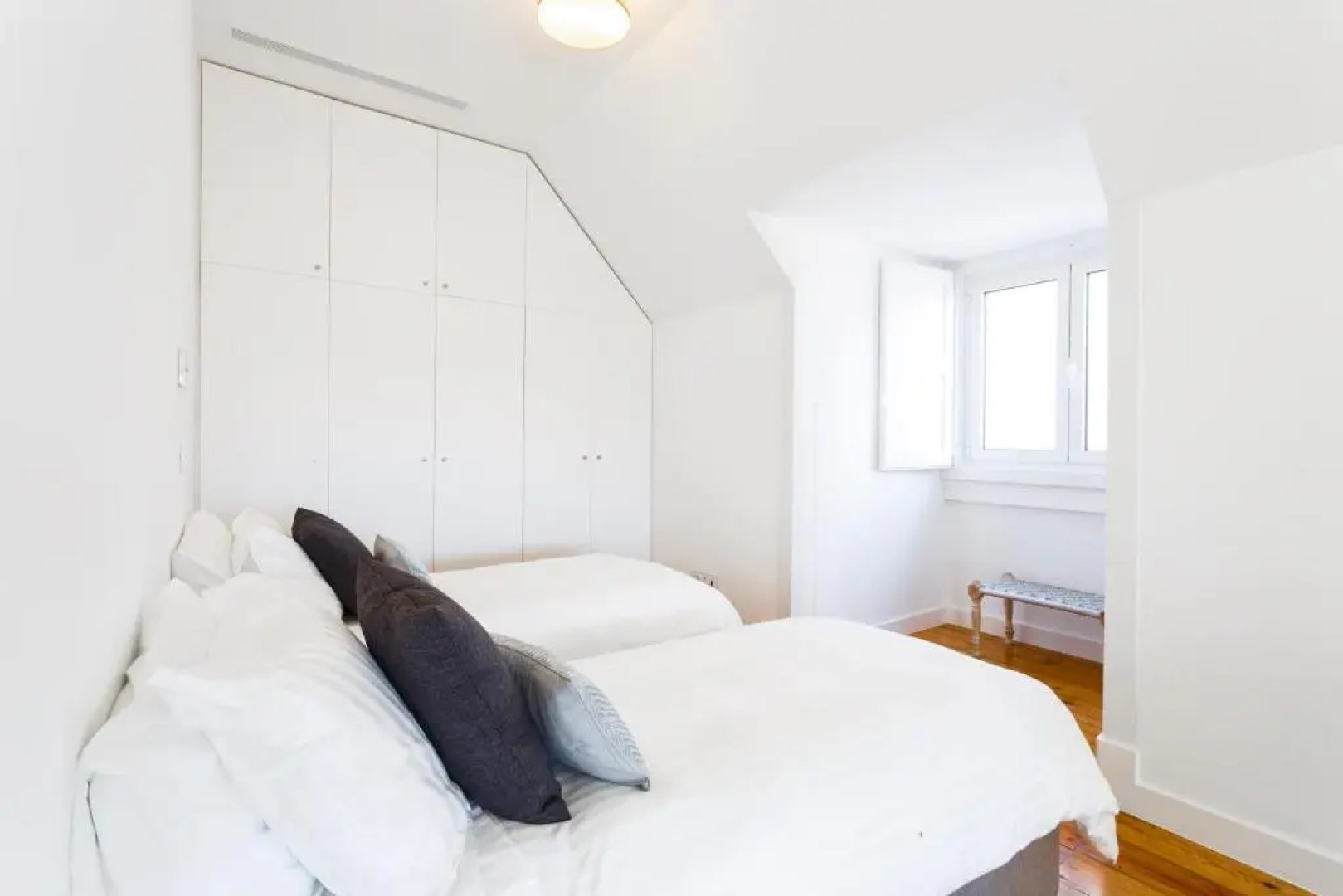 Chalet Estoril Luxury Apartments