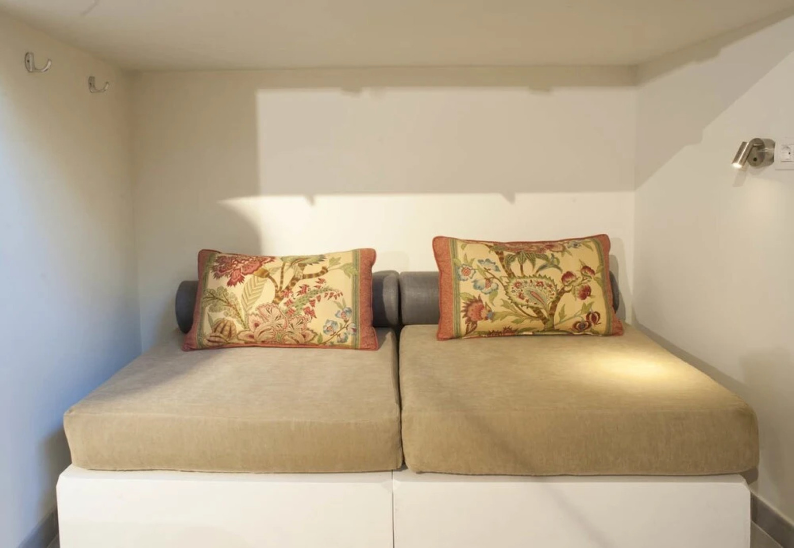 Chvictoria Loft May 13