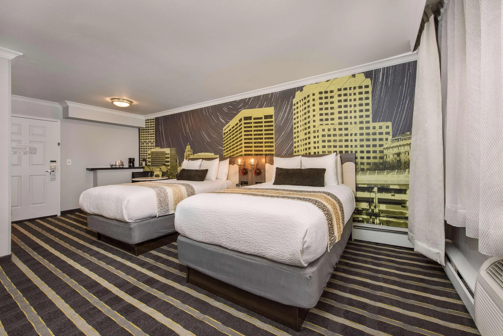 Best Western Plus Milwaukee West