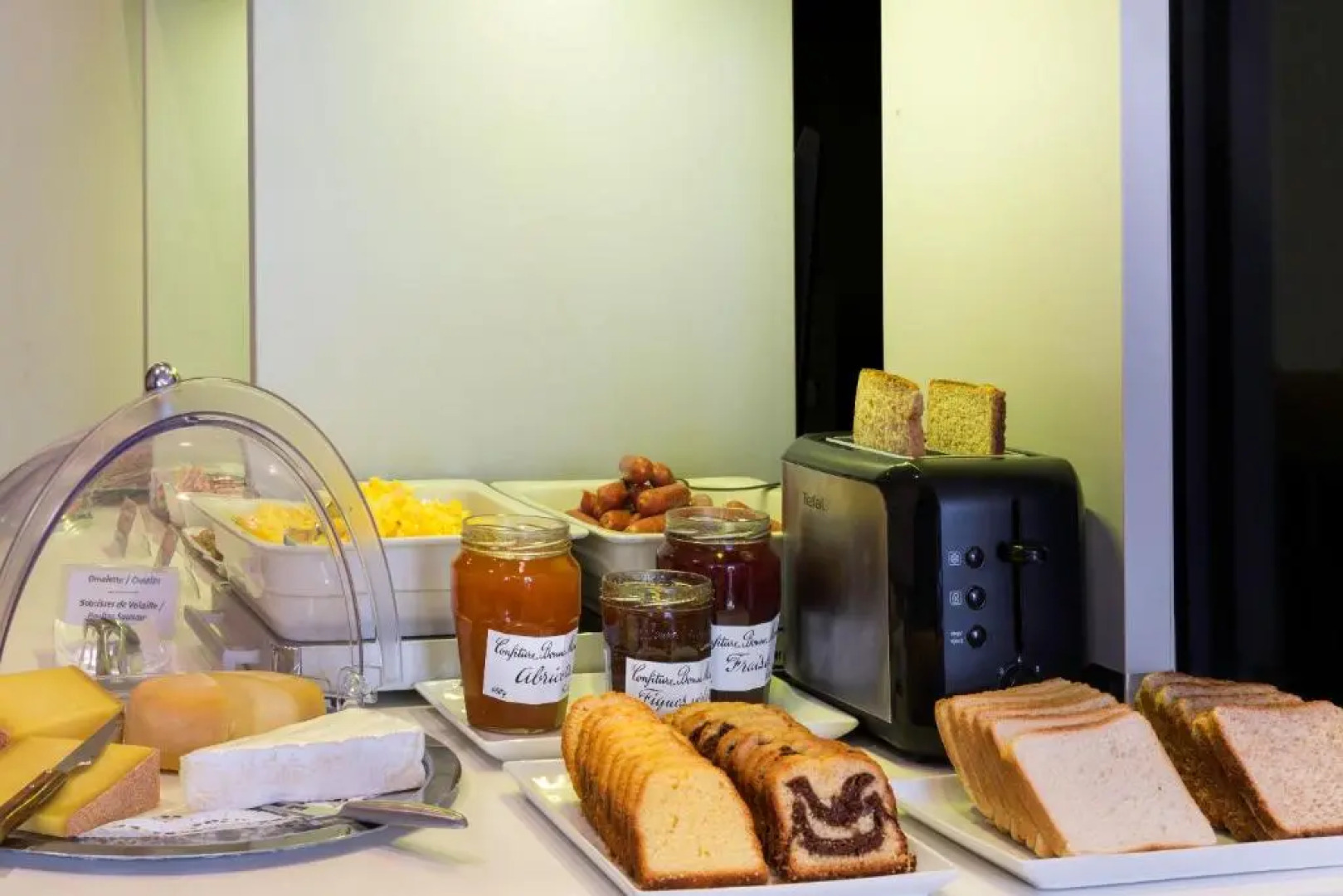 Contact Hotel Alizé Montmartre