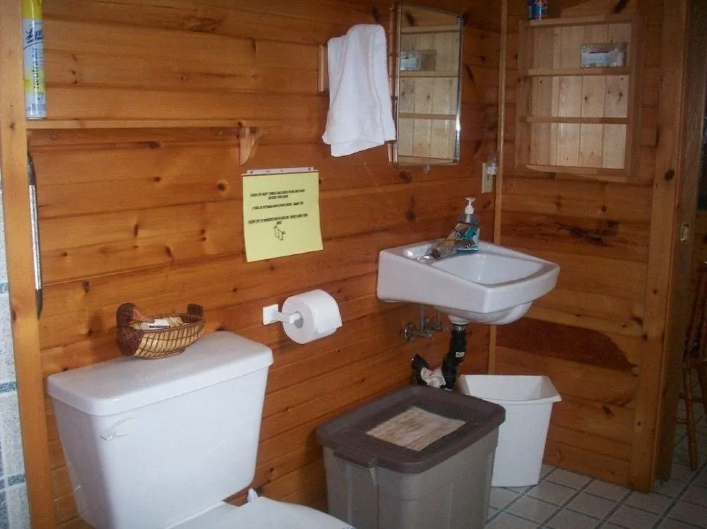 Rocky Shores & Seals Cottages