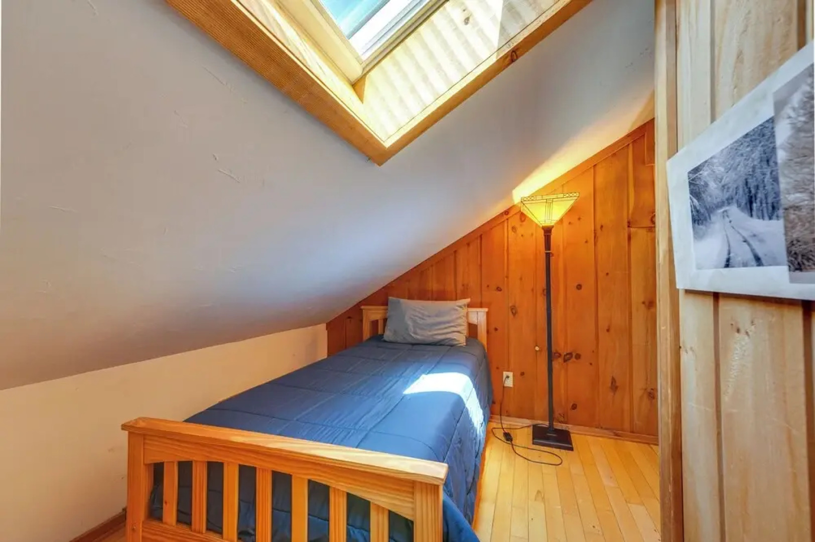 Relaxing Mountain Refuge: 4 Miles to Mt Snow!