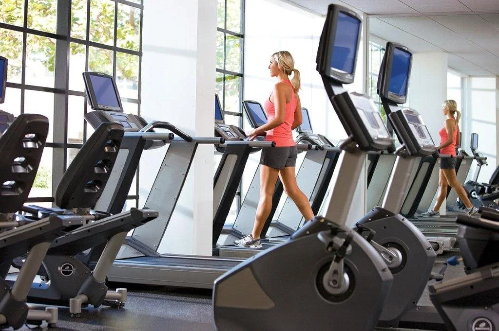 Portola Hotel & Spa at Monterey Bay