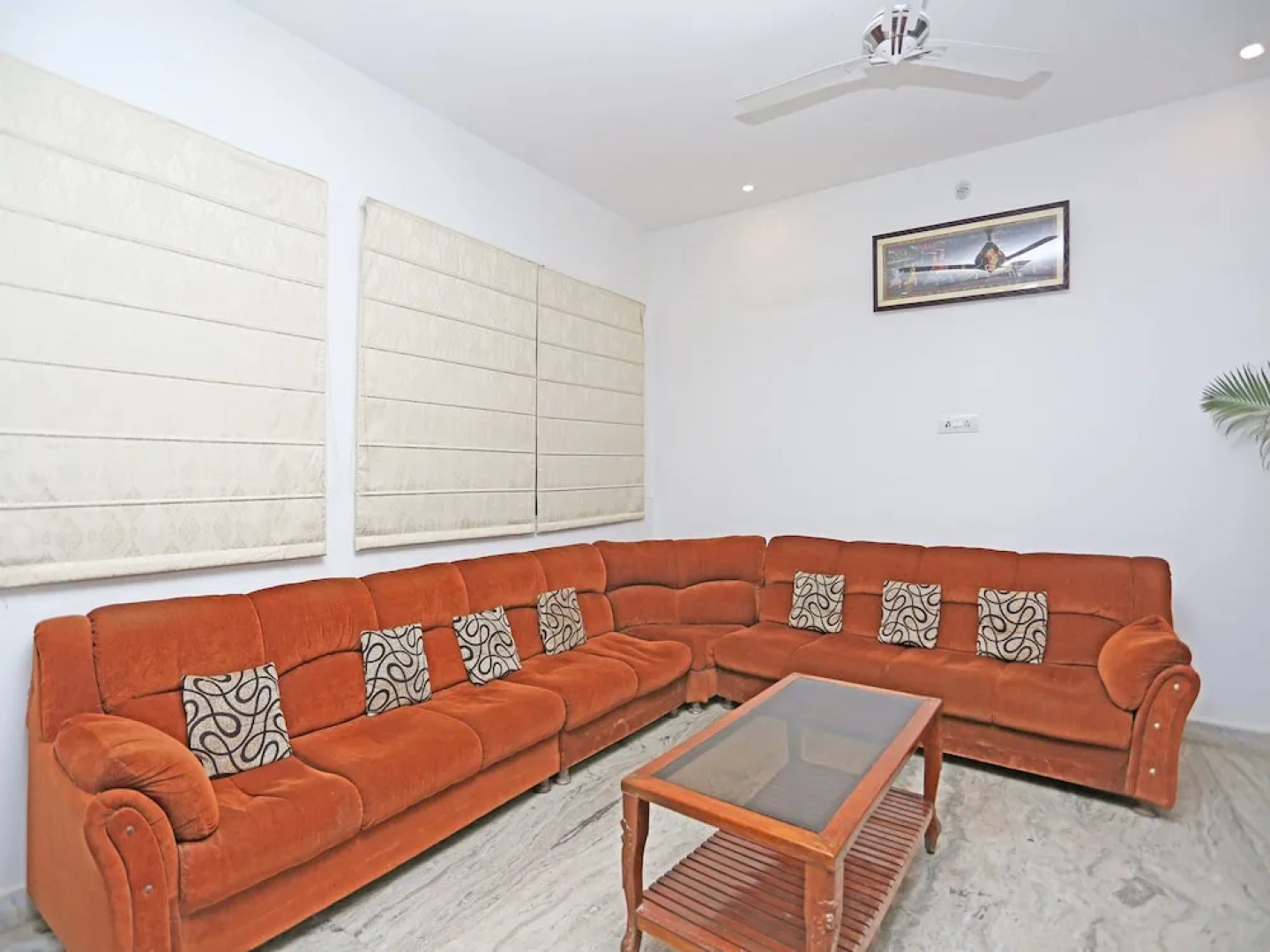 OYO Flagship 120 Gupta Inn Cantonment