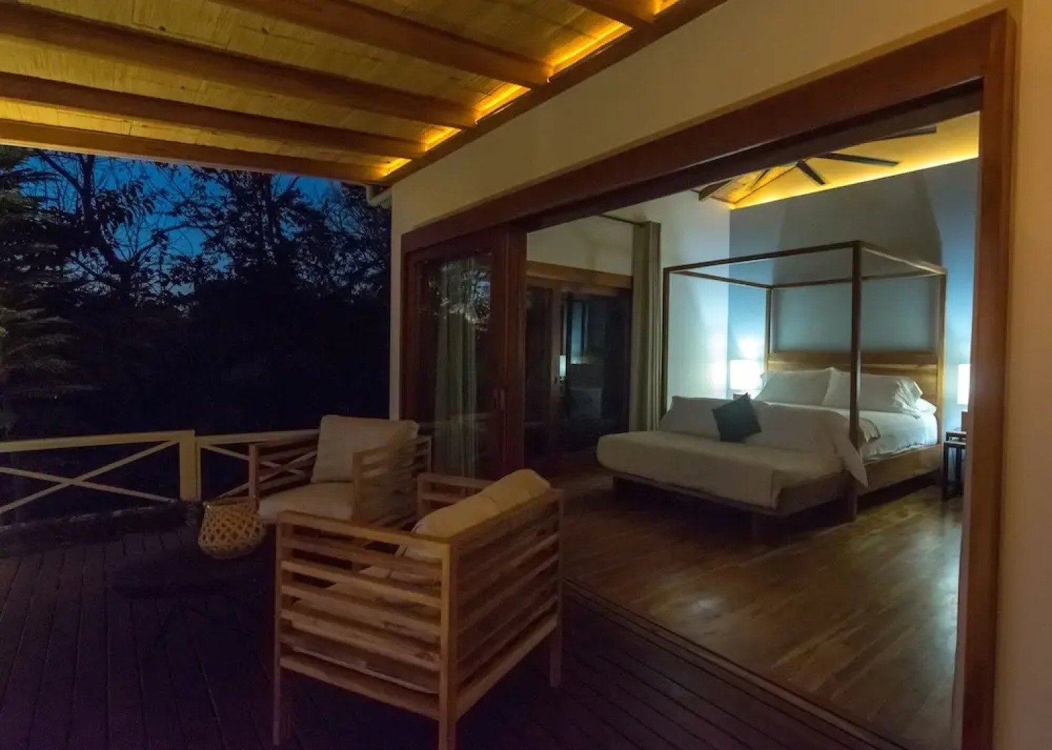 Hermosa-Hills Luxury Villas