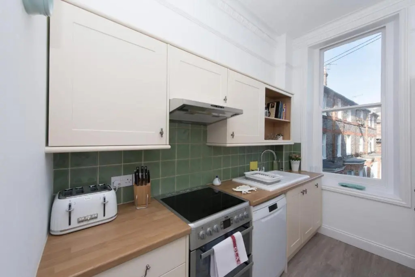 Fantastic Sea View, 1 bed sleeps 4