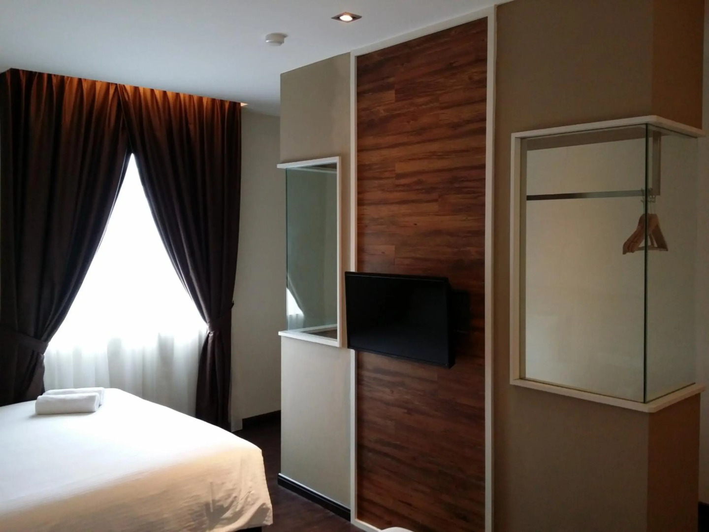 D Elegance Hotel