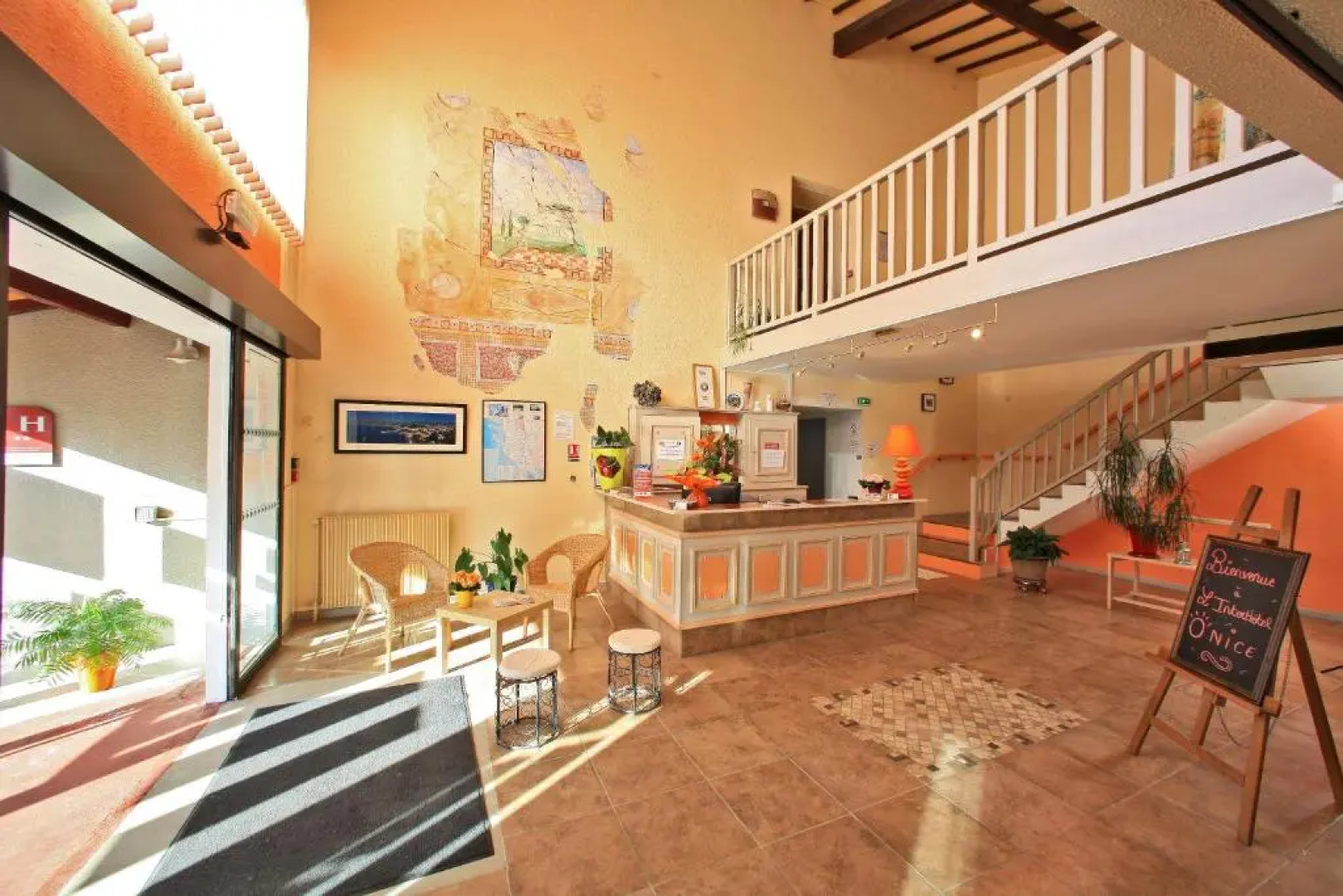 Contact Hôtel O’Nice Saintes