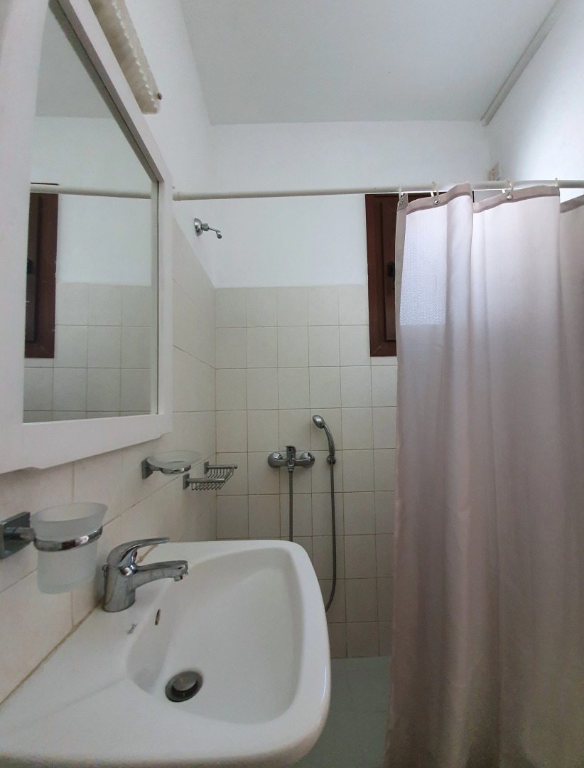 Petros Studios & Suites