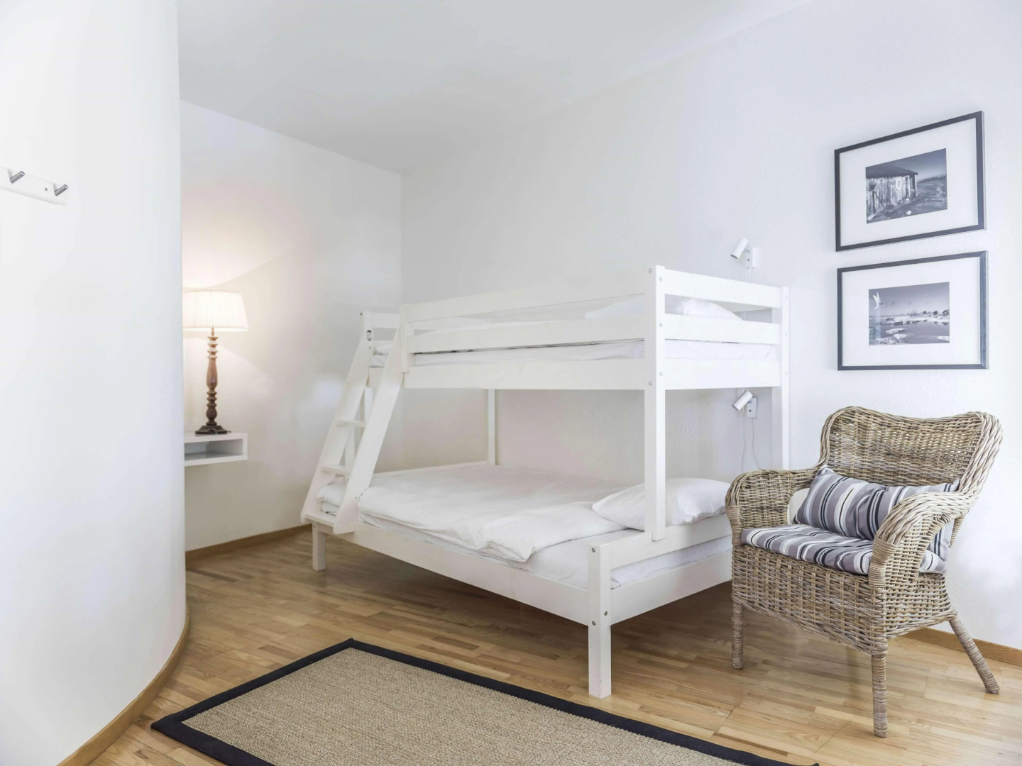 Hagastrand, Autograph Collection