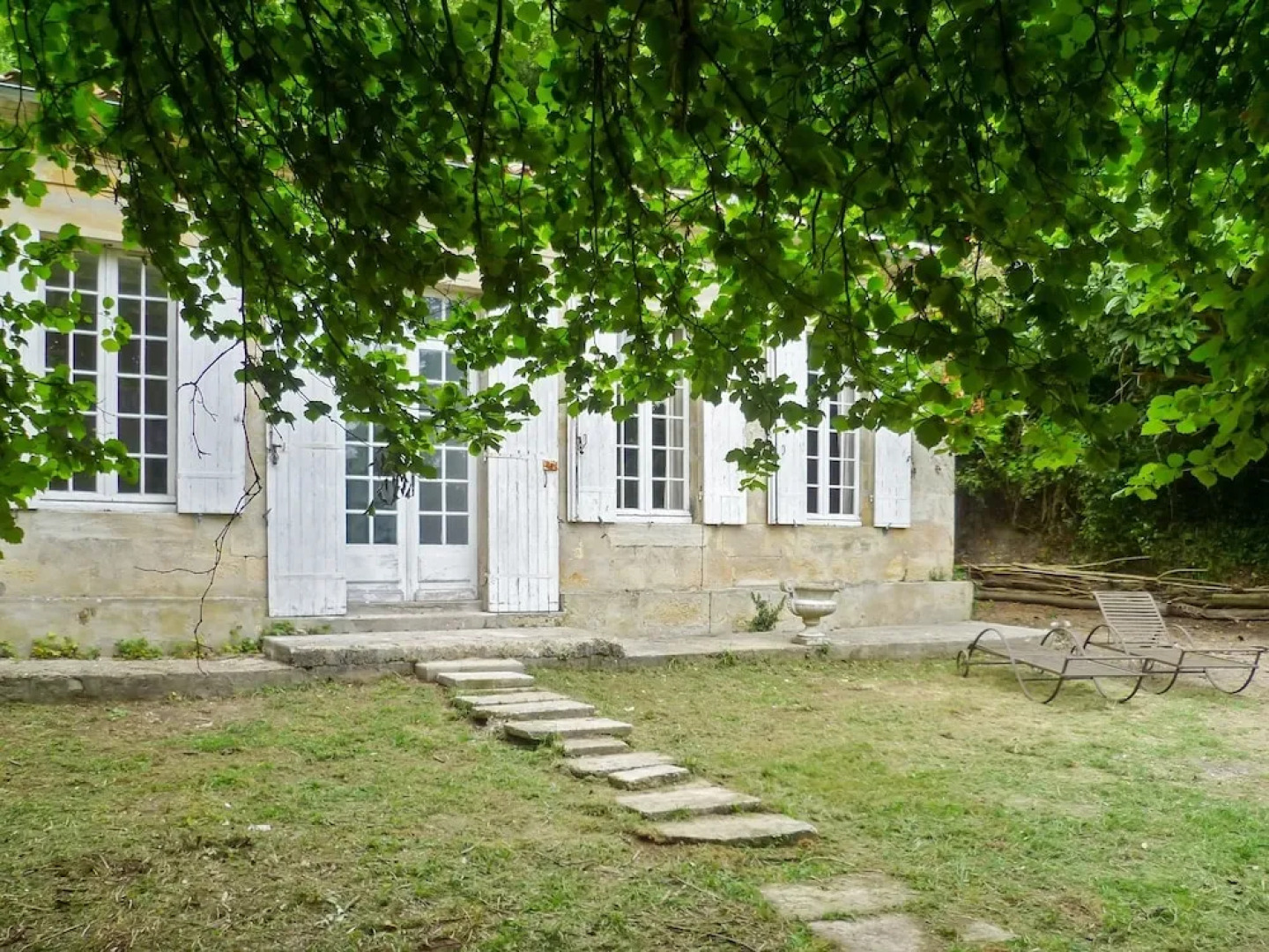 House With 3 Bedrooms in Bayon-sur-gironde, With Pool Access, Enclosed