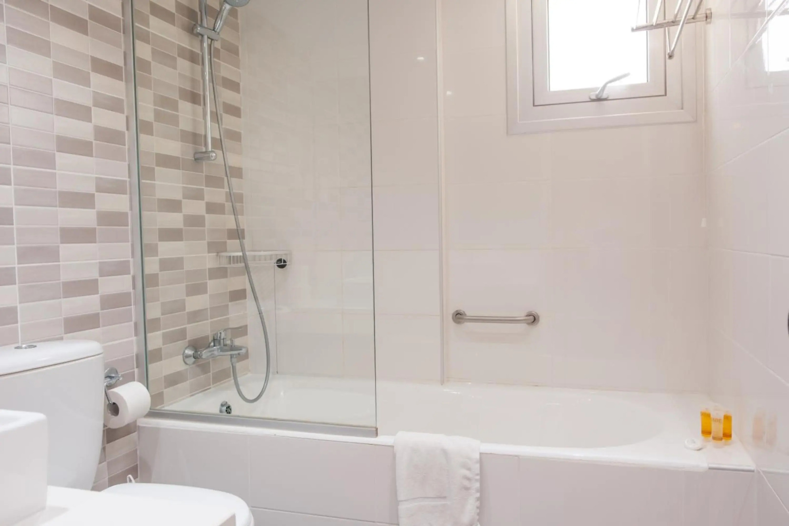 Kapetanios Bay Hotel Protaras