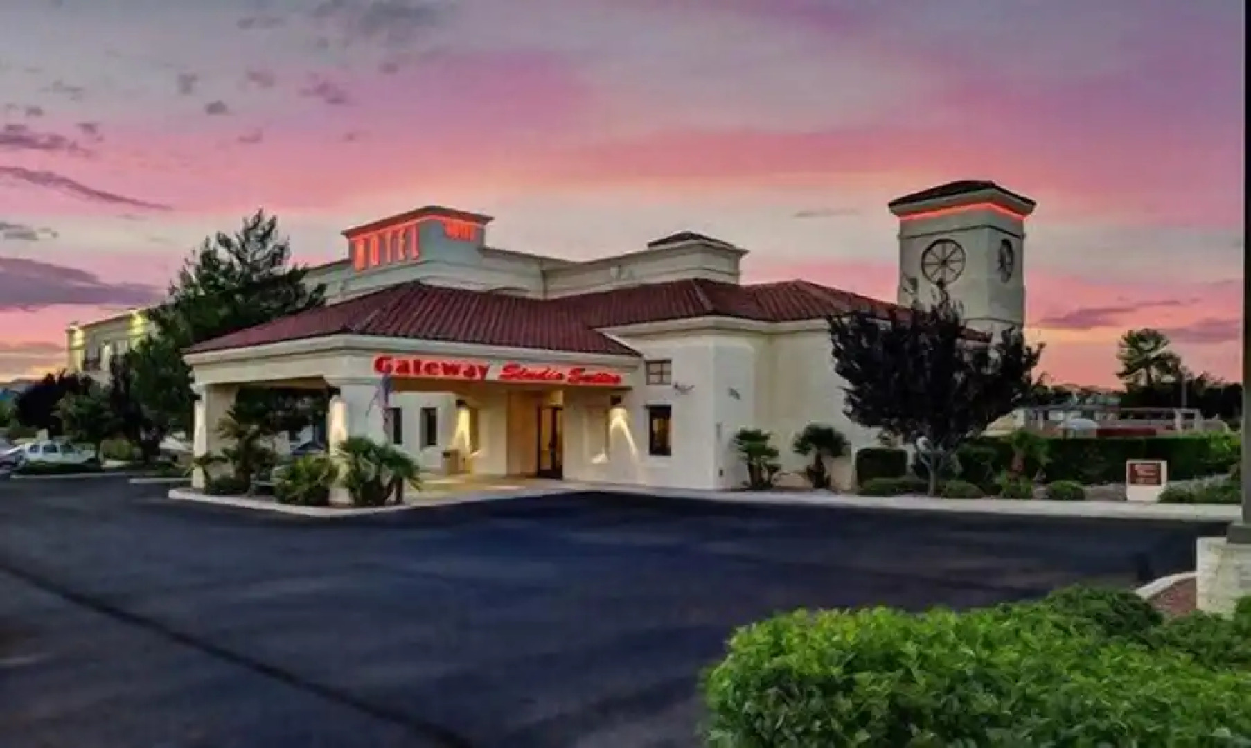 Gateway Studio Suites