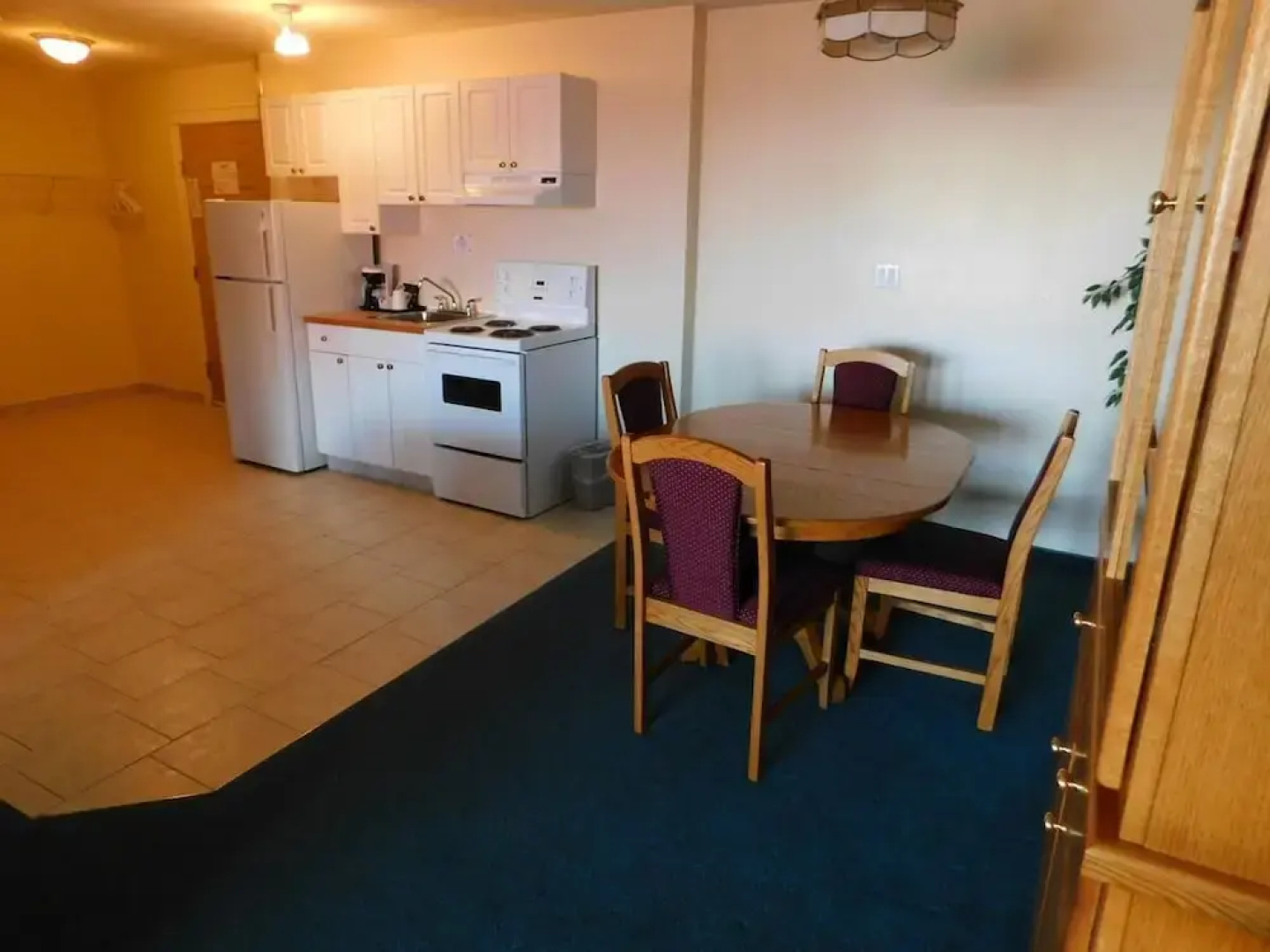 Western Budget Motel Leduc 3