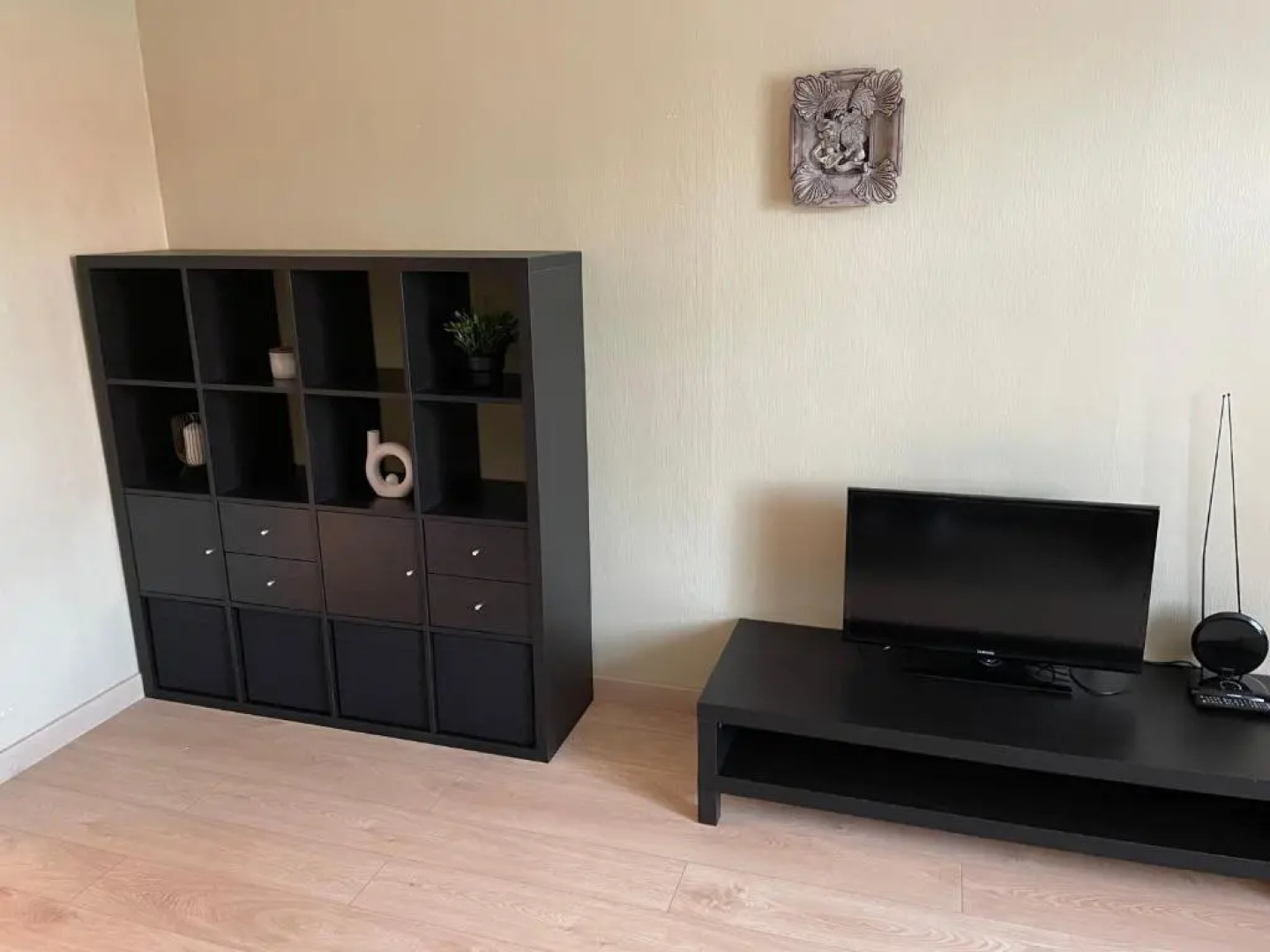 Spacious 3 bedroom apartment in great location