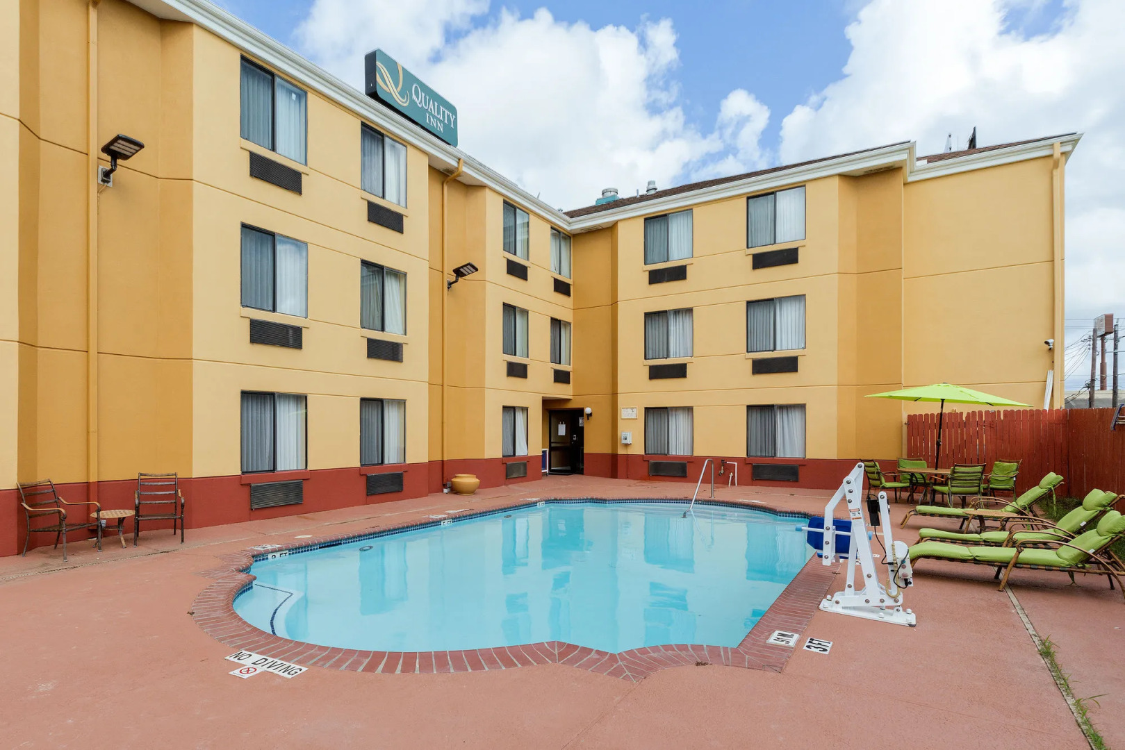 Quality Inn Baytown - Houston East