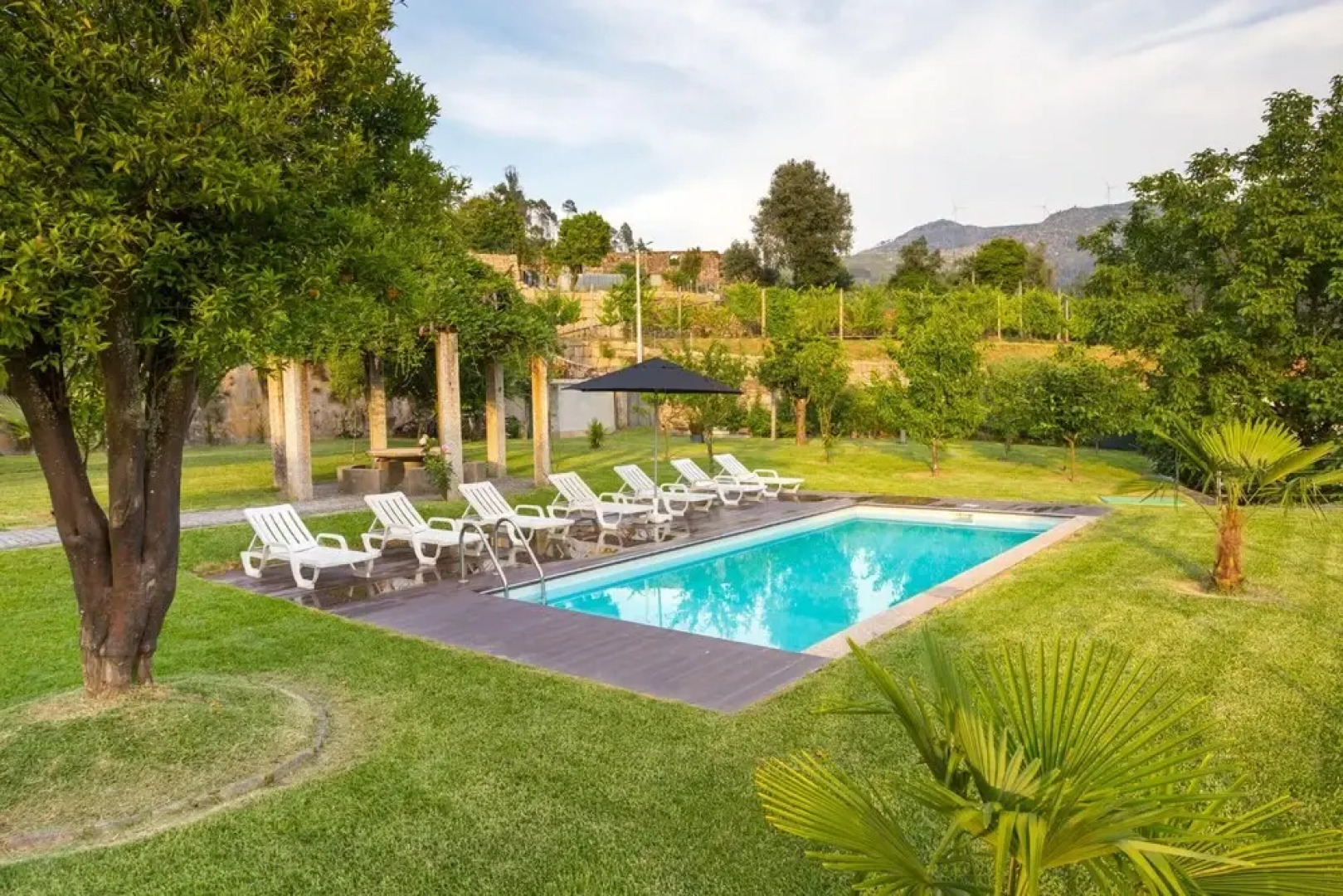 Villa with 3 bedrooms in Sobradelo da Goma with wonderful mountain view private pool enclosed garden 60 km from the beach